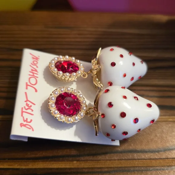 Betsey Johnson Red Crystal Faux Pearl Strawberry Dangle Earrings NWT - Picture 2 of 6